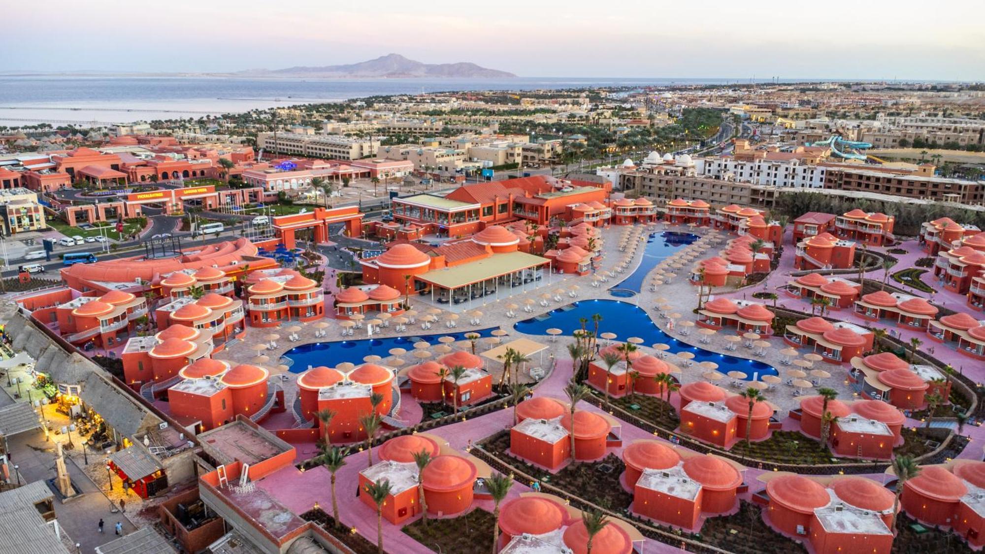 Pickalbatros Laguna Club Resort Sharm El Sheikh Zewnętrze zdjęcie Aerial view of the resort